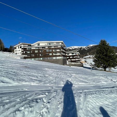 Utulny Apartman Triangel 50M Od Lyziarskeho Vleku Zahradky Donovaly Buitenkant foto