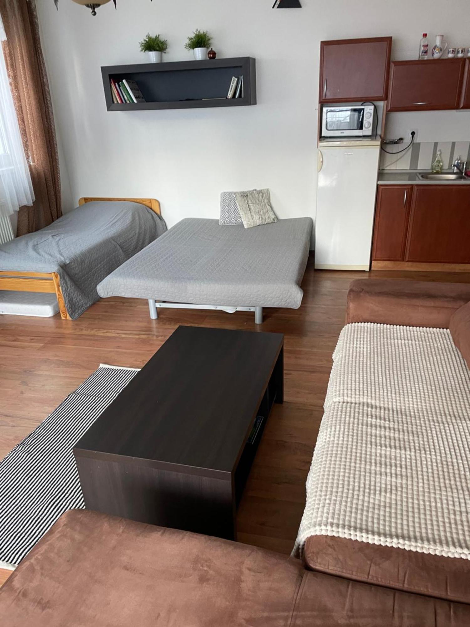 Utulny Apartman Triangel 50M Od Lyziarskeho Vleku Zahradky Donovaly Buitenkant foto